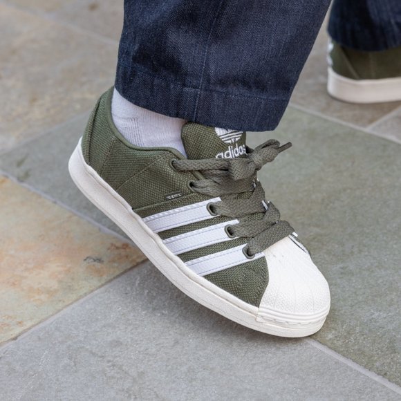 Men ADIDAS SUPERSTAR SUPERMODIFIED SHOES Olive Strata / Cloud White FZ6367 Multi - Picture 2 of 5